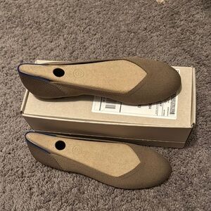 Women's Brown Flats
